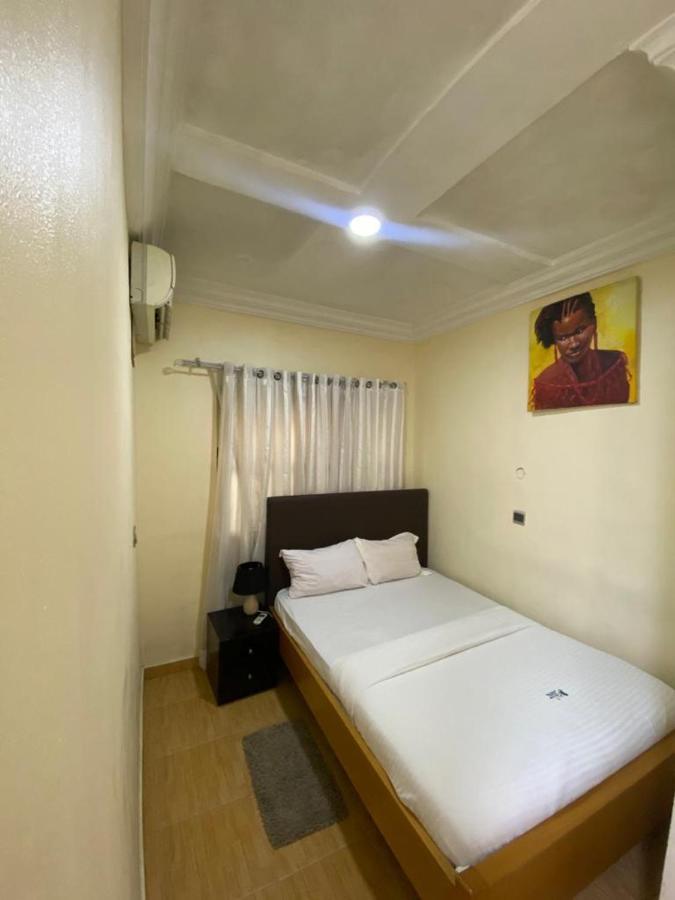 Apartment D Лаґос Екстер'єр фото